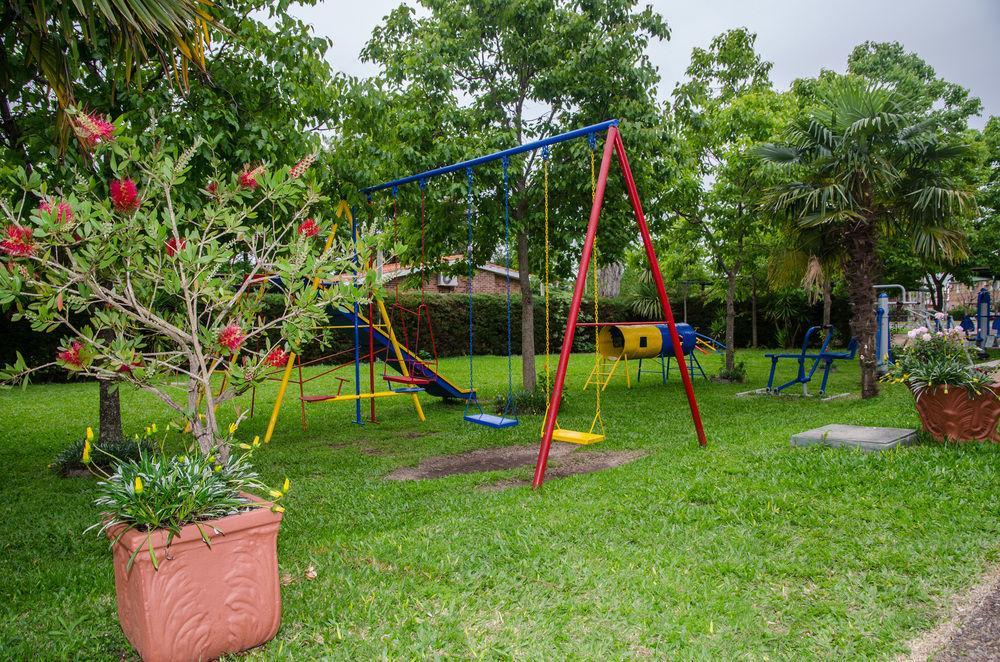 Hotel Del Pasaje Termas del Dayman Luaran gambar