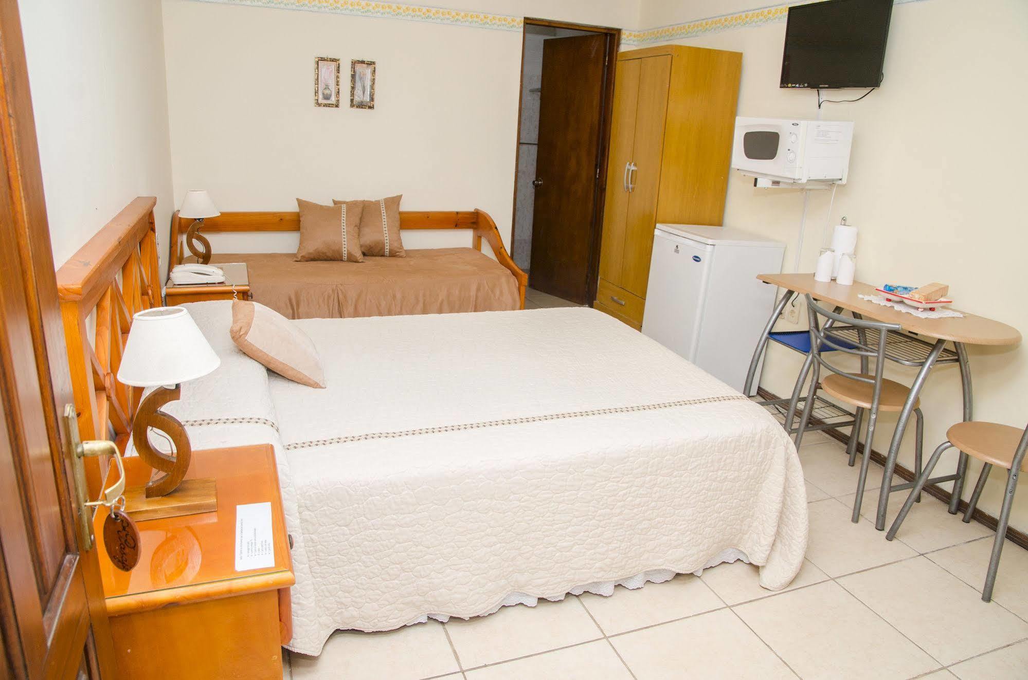 Hotel Del Pasaje Termas del Dayman Luaran gambar