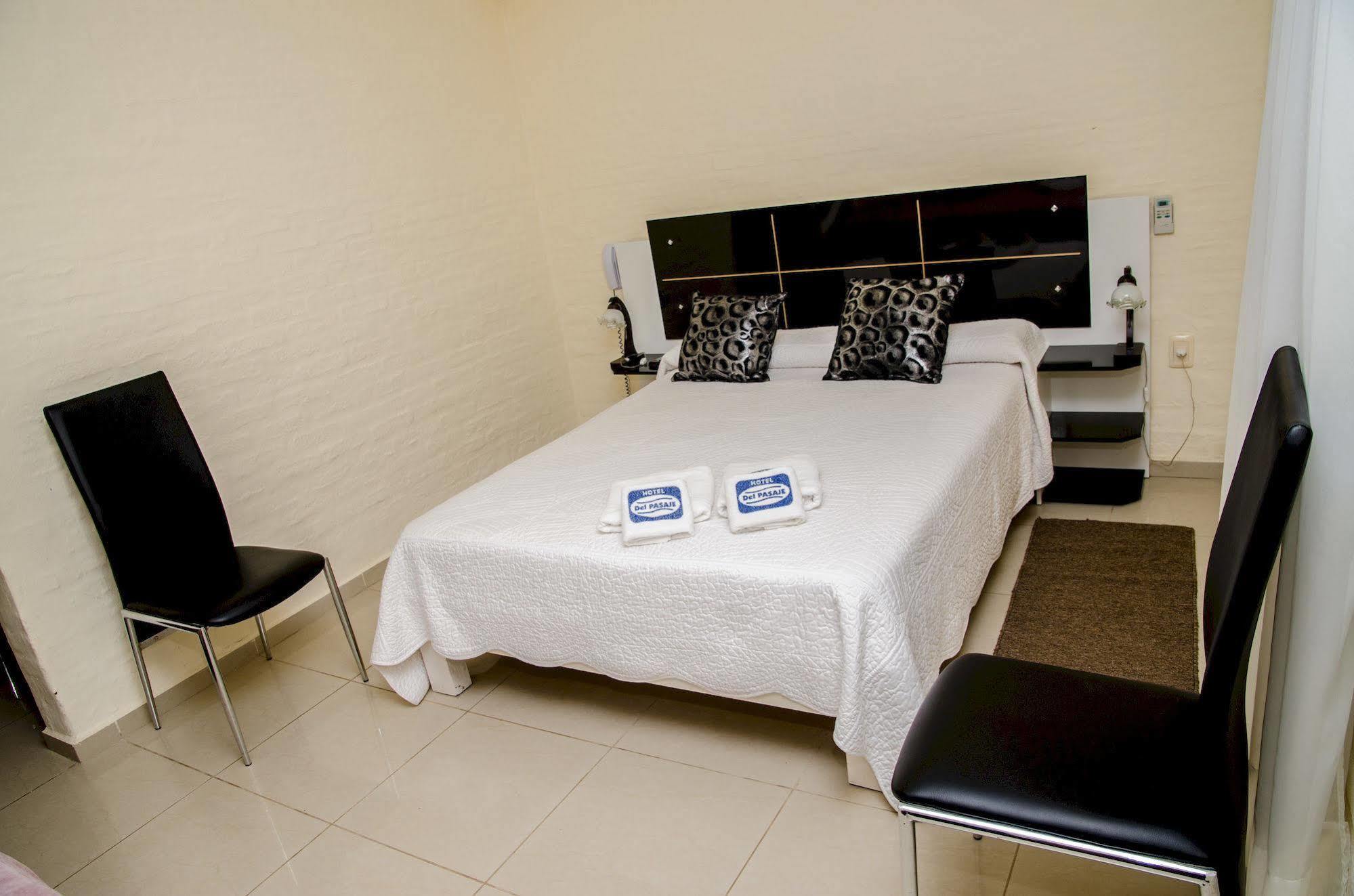 Hotel Del Pasaje Termas del Dayman Luaran gambar